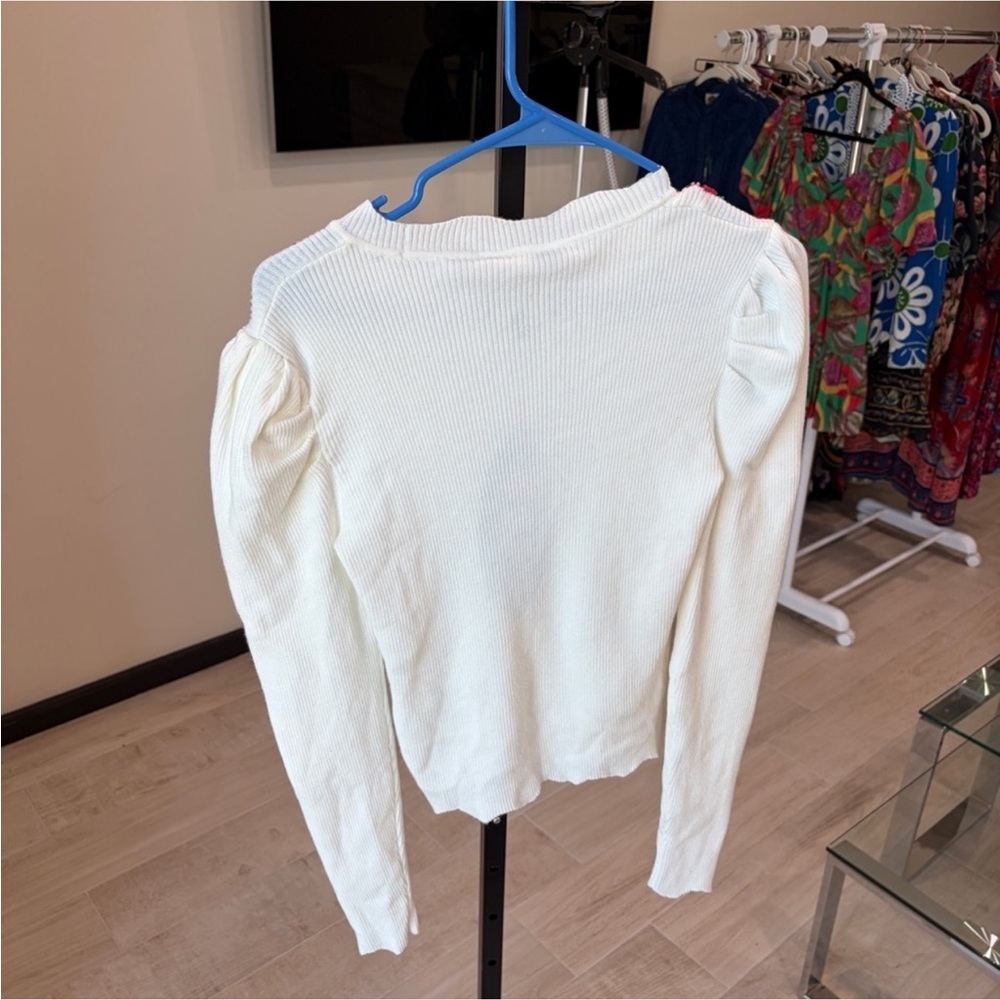 Farm Rio: Off-White Flower Embroidery Knit Top - Picture 8 of 12